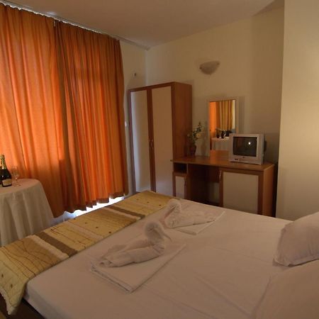 Hotel Stoyanov Ravda Eksteriør bilde
